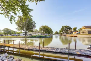 Image of Waterfront Port Clinton Cottage: 5 Mi to Lake Erie