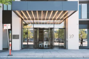 Image of Patio Mt view 1BR apt in CBD near ANU and museum with free parking and WiFi