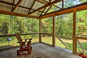 Image of 3 Mi to Little River Canyon Scenic Alabama Cabin