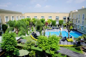 Image of Plaza Camelinas Hotel