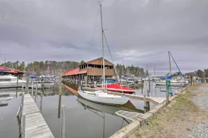 Image of Walk to Marina Cute Gilford Cottage with Grill