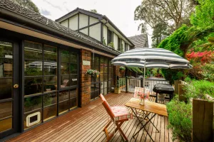 Image of Holly Lodge