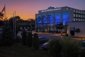 Image of Delta Hotels by Marriott Milwaukee Northwest