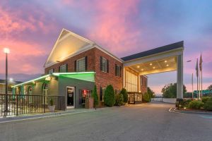 Image of Best Western Hendersonville Inn