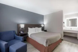 Image of Downtown Inn & Studio Suites