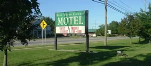 Image of Fels Three Crown Motel