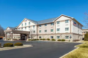 Image of Comfort Suites Stevensville - St Joseph