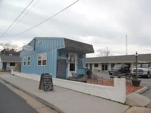 Image of Wachapreague Inn - Motel Rooms