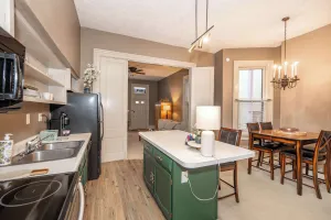 Image of Historic Gem Russell Suite 2