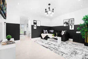 Image of Large Family House With Garden Close to Birmingham