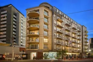 Image of Chapel Street 1BR Walk to Iconic Shopping District