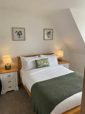 Image of 3 Smithhills Paisley central spacious sleeps 4
