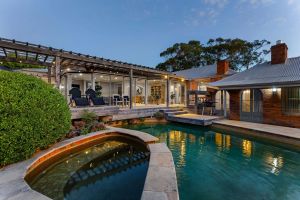 Image of Tranquil Estate With Pool Heated Spa Gardens