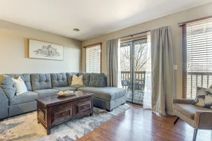 Image of 2 Mi to Silver Dollar City: Condo in Branson West