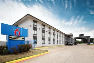 Image of Motel 6 Dallas - Fair Park