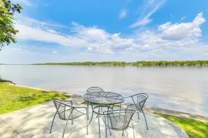 Image of Steps to Mississippi River Hot Tub Haven!
