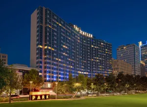 Image of The Statler Dallas Curio Collection By Hilton