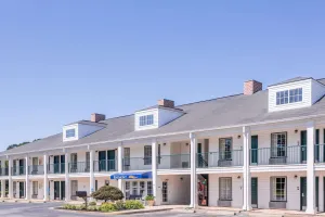 Image of Baymont by Wyndham Duncan/Spartanburg
