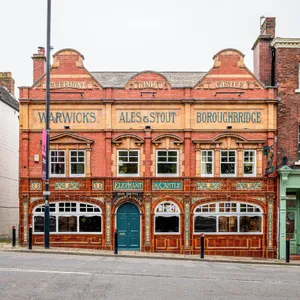 Image of Elephant and Castle