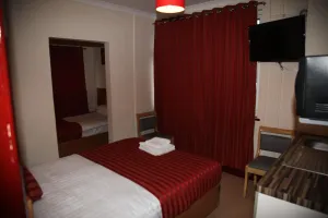 Image of Grove Apartments