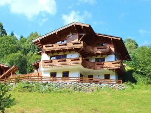 Image of Luxurious Apartment in Saalbach-hinterglemm Near Ski Area
