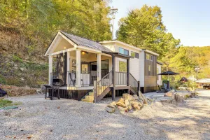 Image of Deck, Grill & Fishing Pond: Modern Cookeville Gem