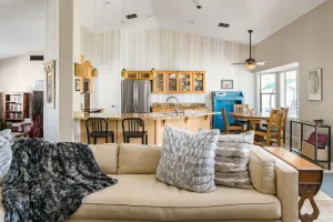 Image of Val Vista Lakes! Gilbert 3BD - Beautiful Oasis