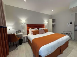 Image of Kyriad Saumur Hyper Centre Hôtel, Appartements, Séminaires et SPA soins Sothys Paris