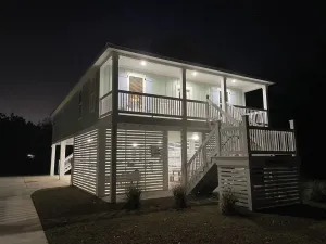 Image of Stylish Family Stay 3BR3BA Balcony BBQ