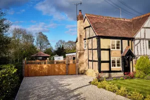 Image of 1 Kingswood Cottage