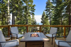 Image of Snowshoe Cabin 3 Decks, BBQ & Hot Tub!
