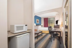 Image of Baymont By Wyndham Laurel