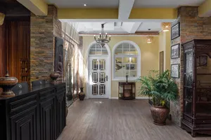 Image of Botum Palace Hotel