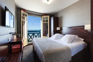 Image of Ambassadeurs Logis Hotel