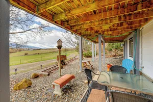 Image of 'A Touch of the West' Scenic Grangeville Apt!