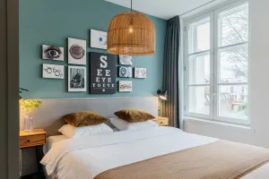 Image of Eye Hotel