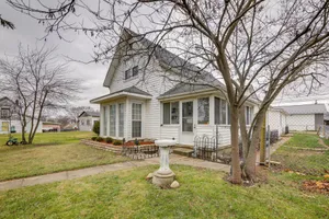 Image of Historic Alexandria Home with Private Yard!