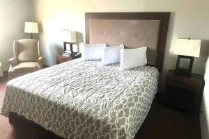 Image of Super 8 by Wyndham Fort Scott