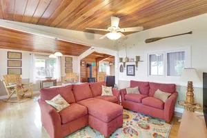 Image of Cozy Lake Champlain Cottage with Private Beach!