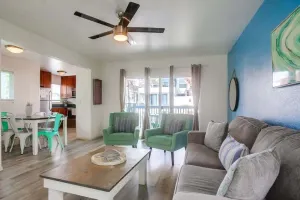 Image of Manhattan Shores 3