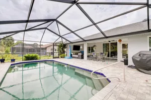Image of Pool, Grill and Golf Course Views Spring Hill Stay!