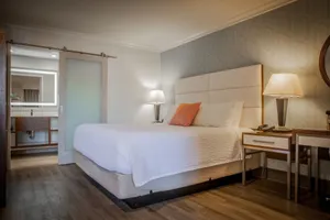 Image of Pasadena Rose & Crown Hotel