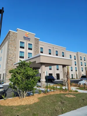 Image of Comfort Inn & Suites Jacksonville - Orange Park Near Naval Air Station