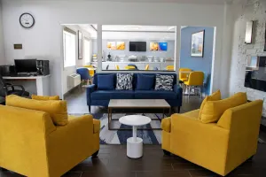 Image of Comfort Inn & Suites Coralville - Iowa City near Iowa River Landing