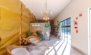 Image of Beautiful Apartment in Building With Pool Mpb0034