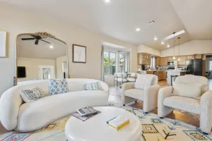 Image of The Perfect Family Escape: Spacious And Cozy 5 Bedroom Home by RedAwning