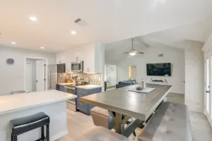 Image of Golf & Get Outside - Family Home in Houston!