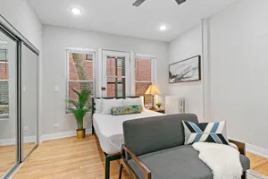 Image of Remodeled Studio Apt in East Lakeview