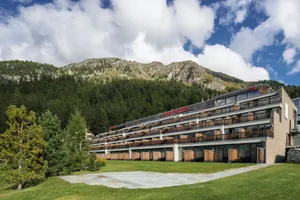 Image of Nira Alpina