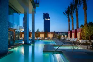 Image of Luxury Suites at Palms Place